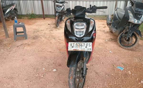 HONDA GENIO