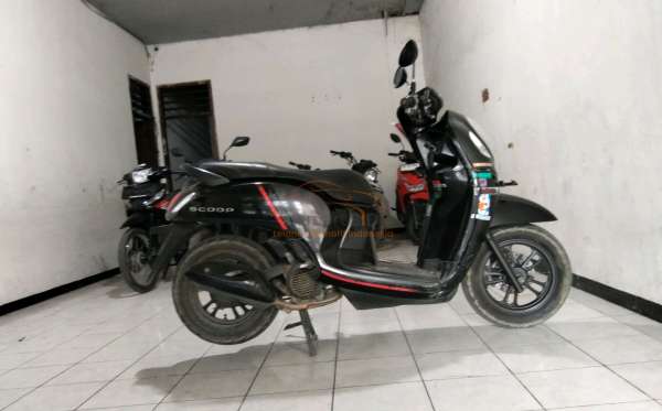HONDA  SCOOPY