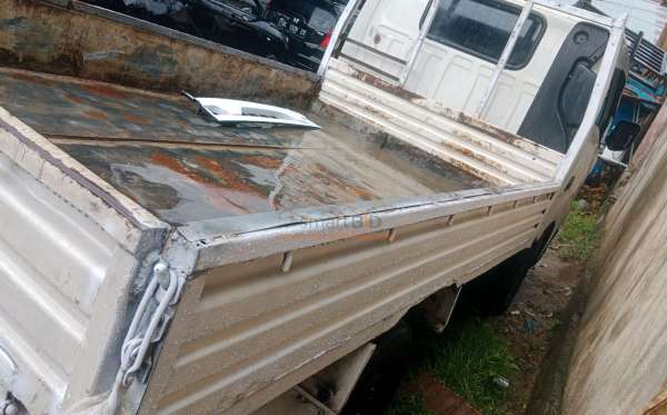 ISUZU  TRAGA PHR54U