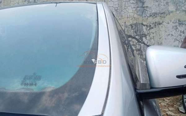 MERCEDES BENZ E 250 CGI