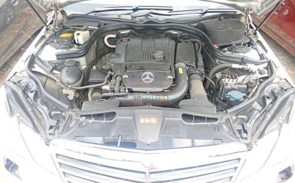 MERCEDES BENZ E 250 CGI