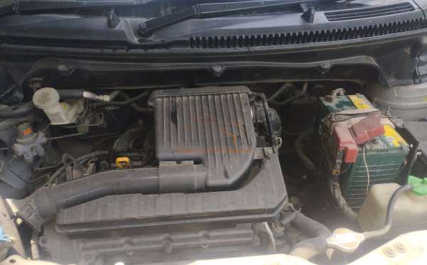 SUZUKI ERTIGA DX