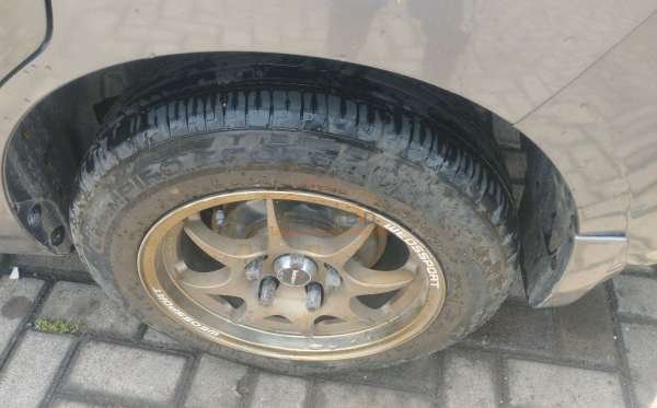 SUZUKI ERTIGA DX