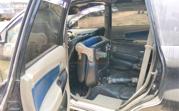 TOYOTA AVANZA 1.3 G