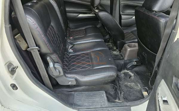 TOYOTA AVANZA
