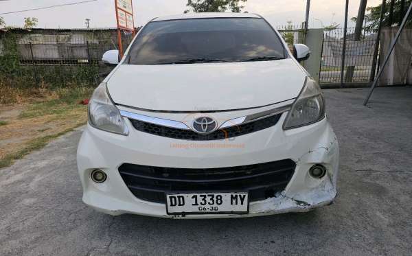 TOYOTA AVANZA