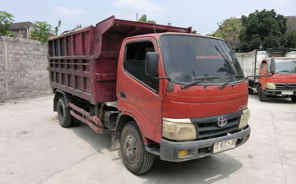 TOYOTA DYNA 130 HT