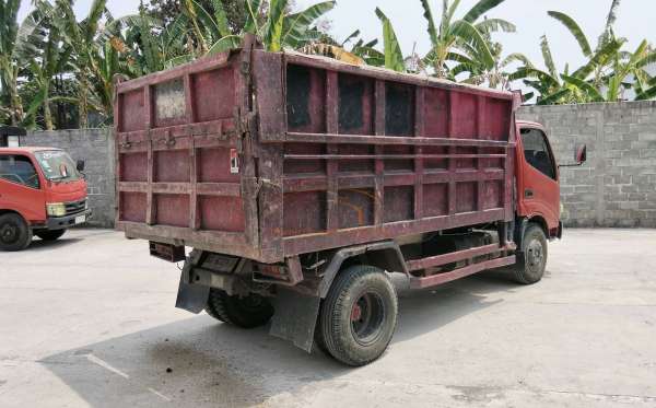 TOYOTA DYNA 130 HT