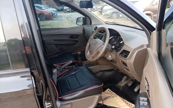 WULING  CONFERO  1.5 DB MY (4X2)