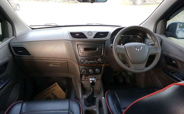 WULING  CONFERO  1.5 DB MY (4X2)
