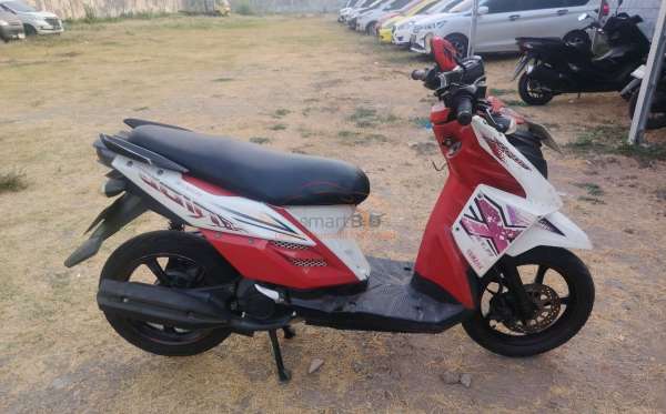 YAMAHA X RIDE