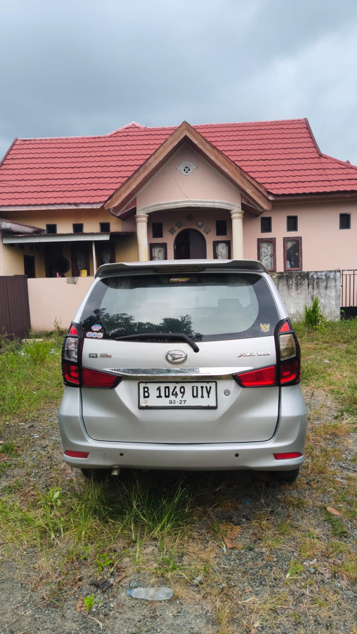 DAIHATSU XENIA  R
