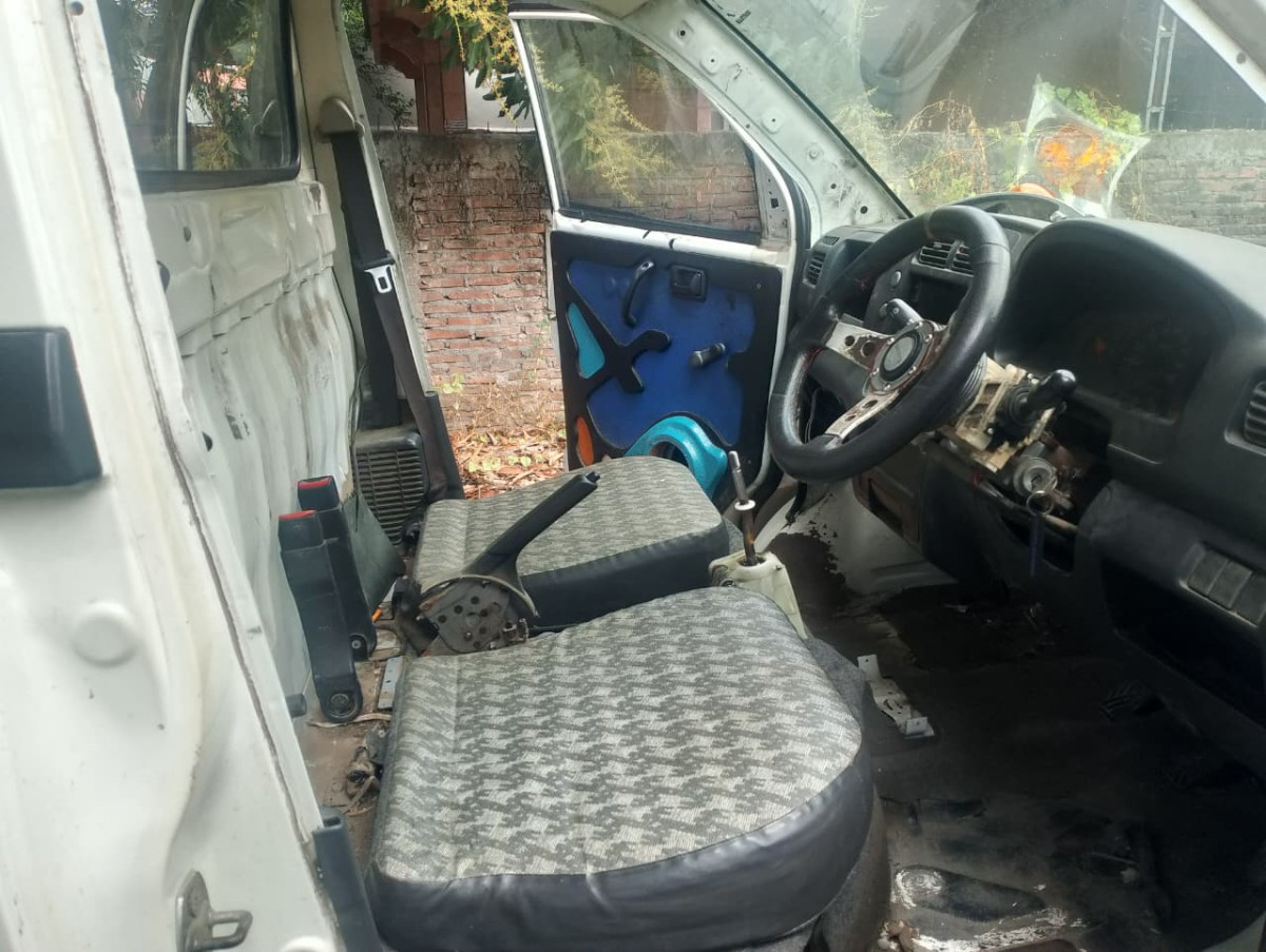SUZUKI MEGA CARRY  PU