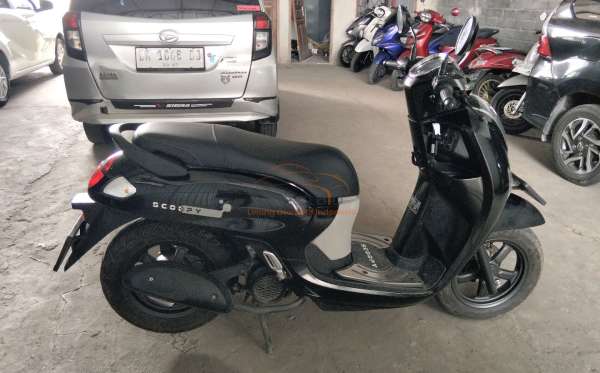 HONDA  SCOOPY