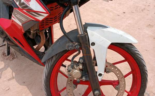 HONDA SONIC 150 R