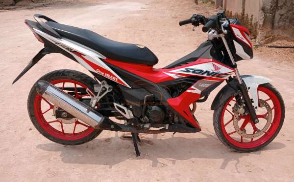 HONDA SONIC 150 R