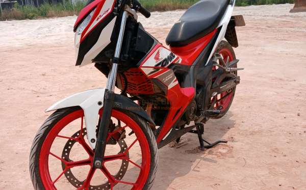 HONDA SONIC 150 R