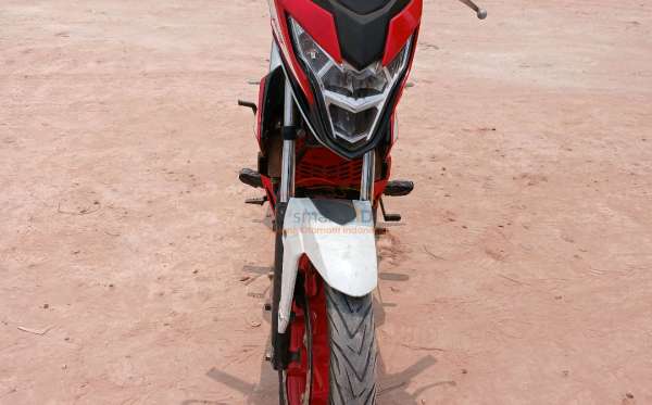 HONDA SONIC 150 R