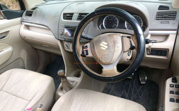 SUZUKI  ERTIGA  SDX