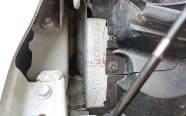 SUZUKI  ERTIGA  SDX