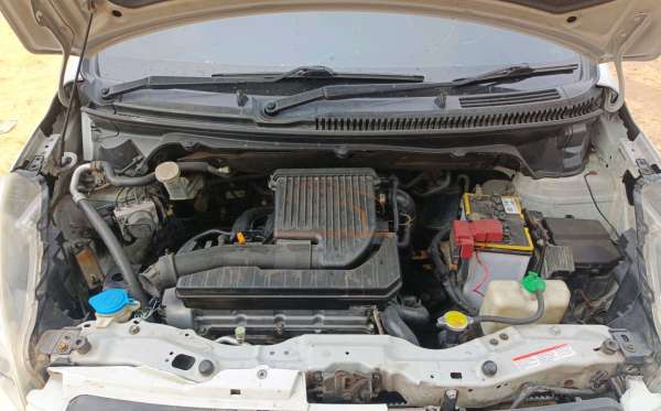 SUZUKI  ERTIGA  SDX