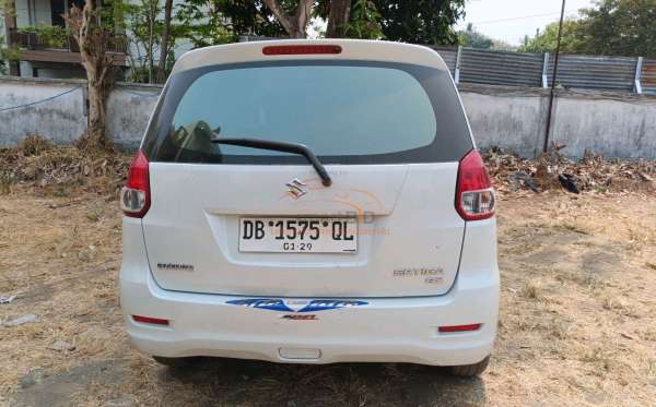 SUZUKI  ERTIGA  SDX
