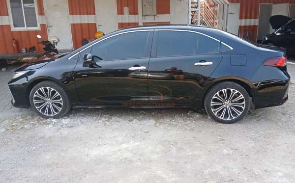 TOYOTA  COROLLA  ALTIS 1.8 V