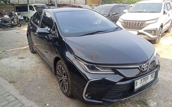 TOYOTA  COROLLA  ALTIS 1.8 V