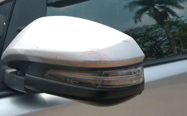 TOYOTA INNOVA G