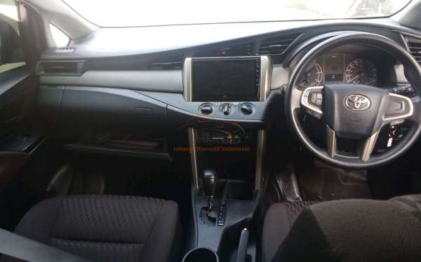 TOYOTA INNOVA G