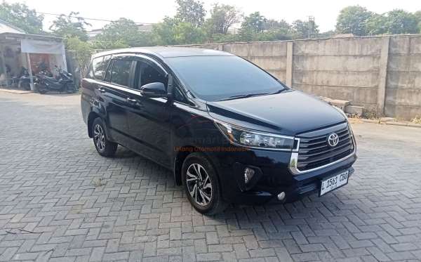 TOYOTA INNOVA G