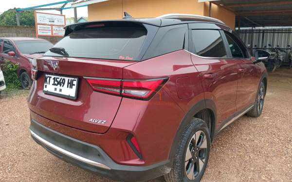 WULING  ALVEZ  1.5