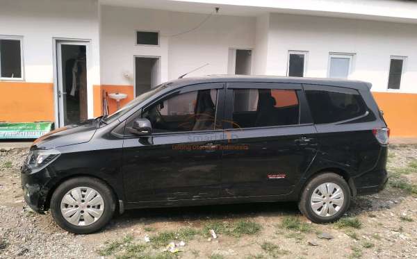 WULING CONFERO 1.5 DB MY (4X2)