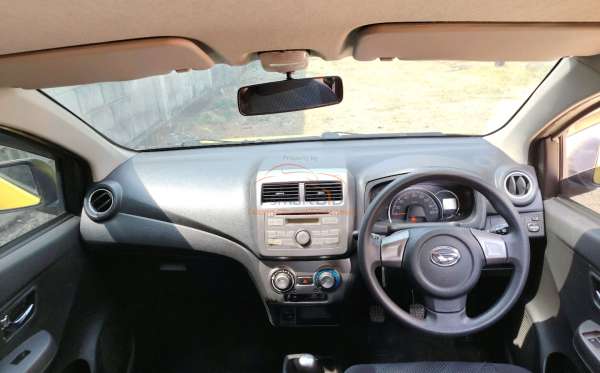 DAIHATSU AYLA 1.0 X