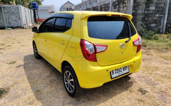 DAIHATSU AYLA 1.0 X