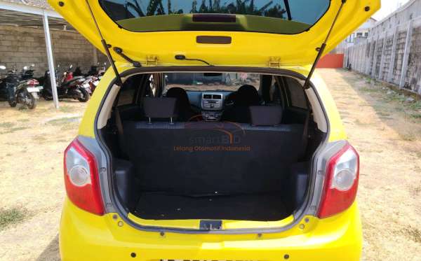DAIHATSU AYLA 1.0 X