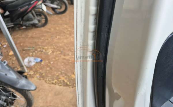 DAIHATSU GRAN MAX BLIND VAN