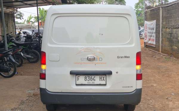 DAIHATSU GRAN MAX BLIND VAN