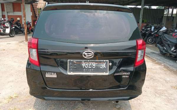 DAIHATSU SIGRA D
