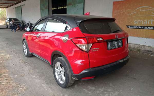 HONDA HRV RU1 1.5 E PLS CVT