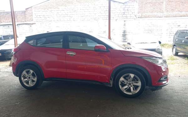 HONDA HRV RU1 1.5 E PLS CVT