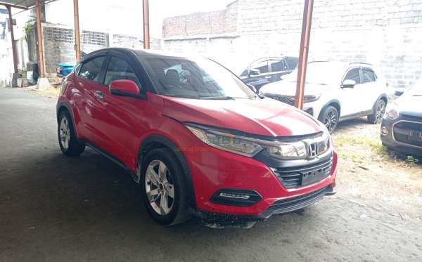 HONDA HRV RU1 1.5 E PLS CVT