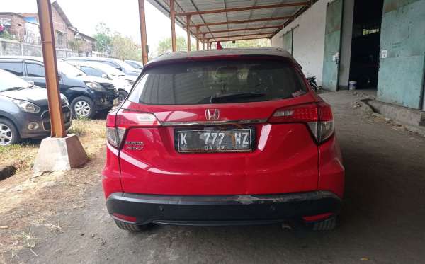 HONDA HRV RU1 1.5 E PLS CVT