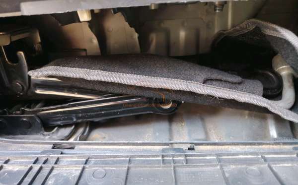 HYUNDAI H-1 2.5 AT