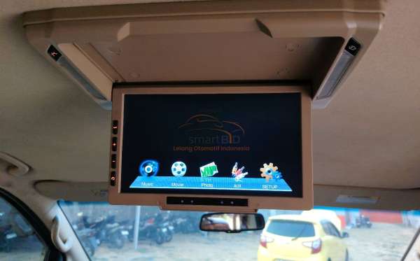 HYUNDAI H-1 2.5 AT