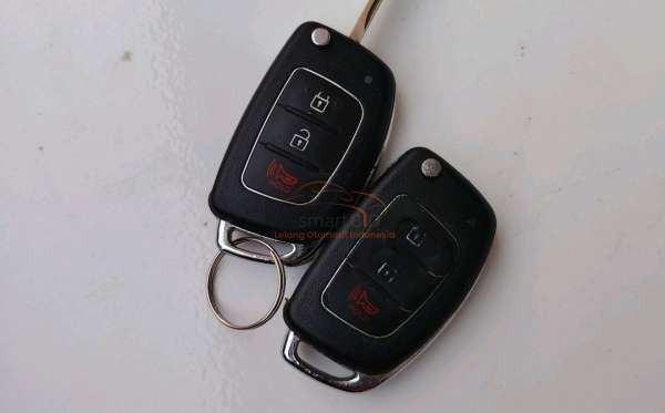 HYUNDAI H-1 2.5 AT