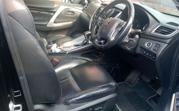 MITSUBISHI PAJERO SPORT 2.4L DAKAR-H (4X2)