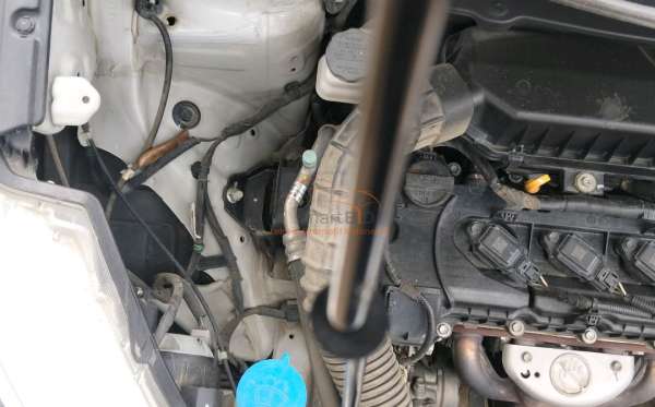 SUZUKI  ERTIGA
