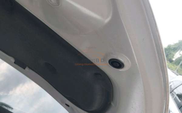SUZUKI  ERTIGA
