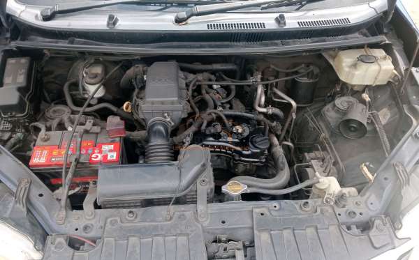 TOYOTA AVANZA
